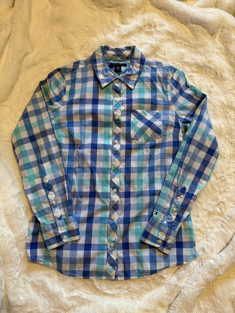 Tommy Hilfiger Women’s Blue & Teal Plaid Button-Down Shirt